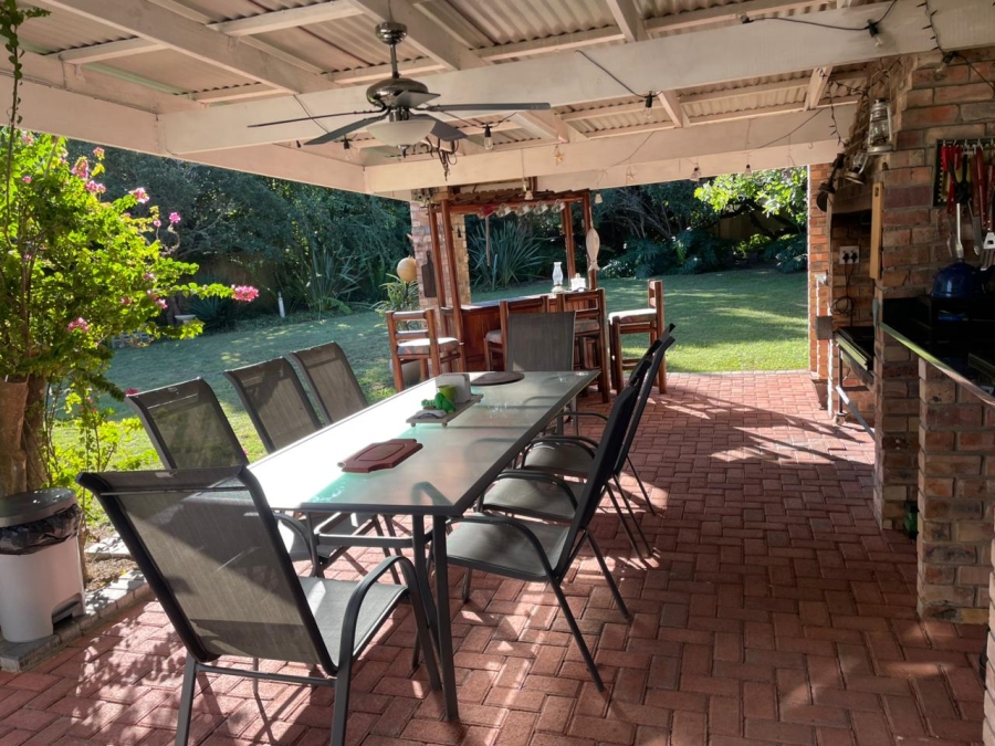 5 Bedroom Property for Sale in West Bank Eastern Cape